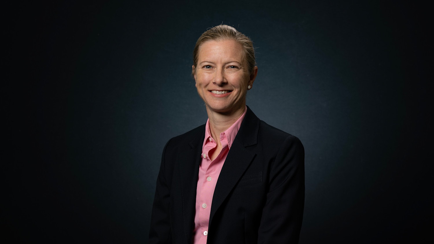 Natalie Gordon negotiates Stanwell’s clean energy future image