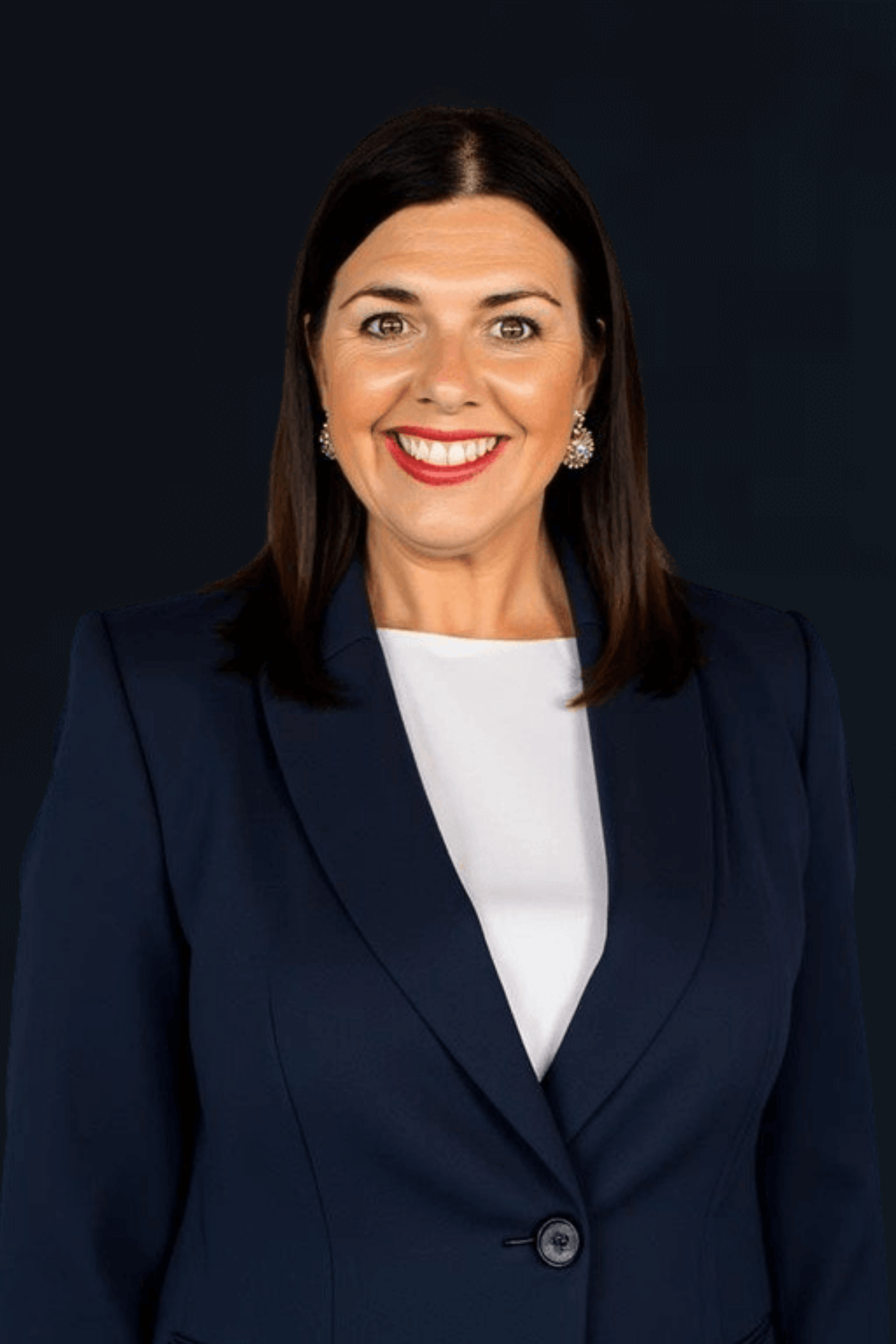 Rachel Condos-Fields headshot