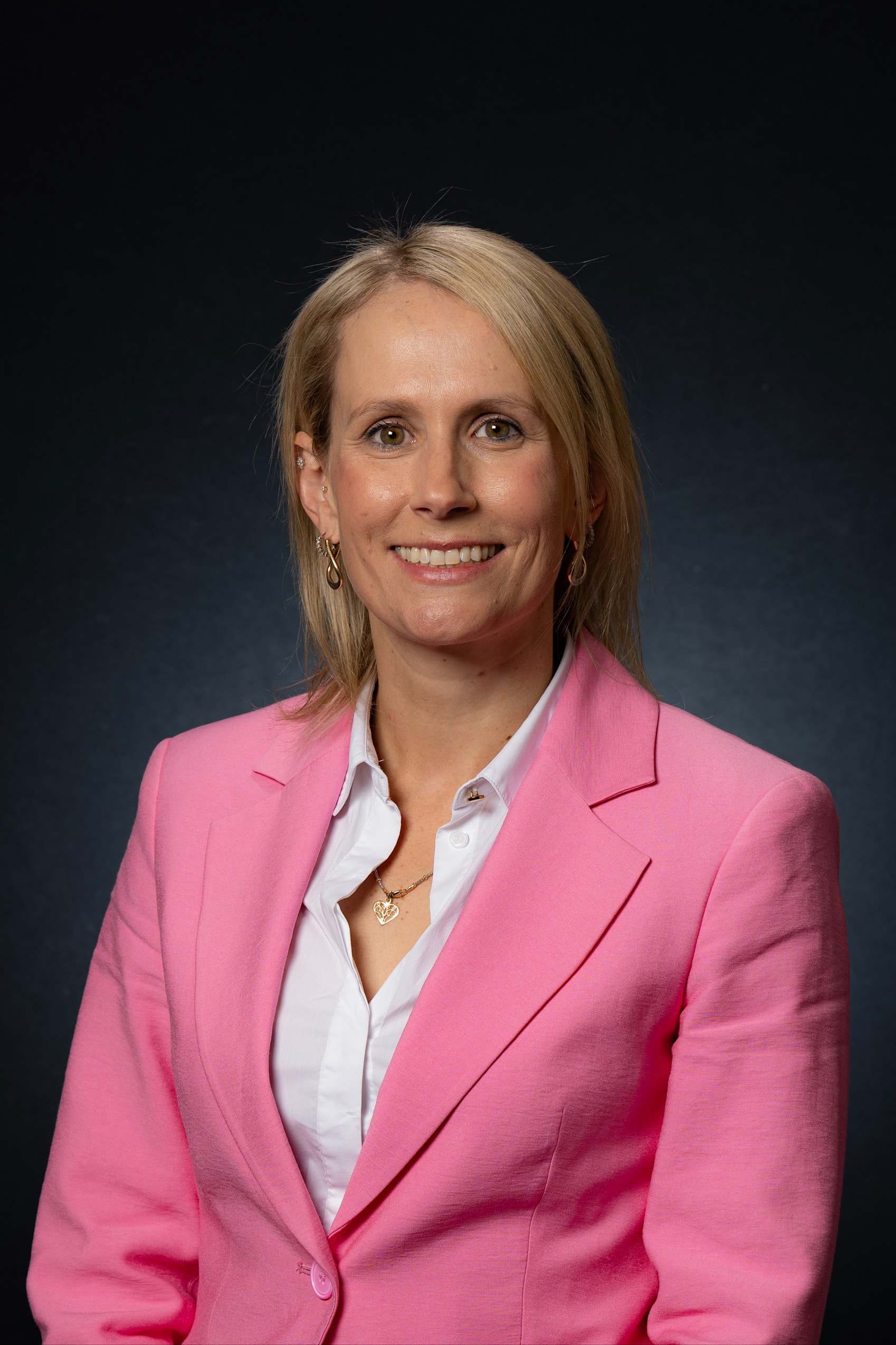 Catherine Cook headshot