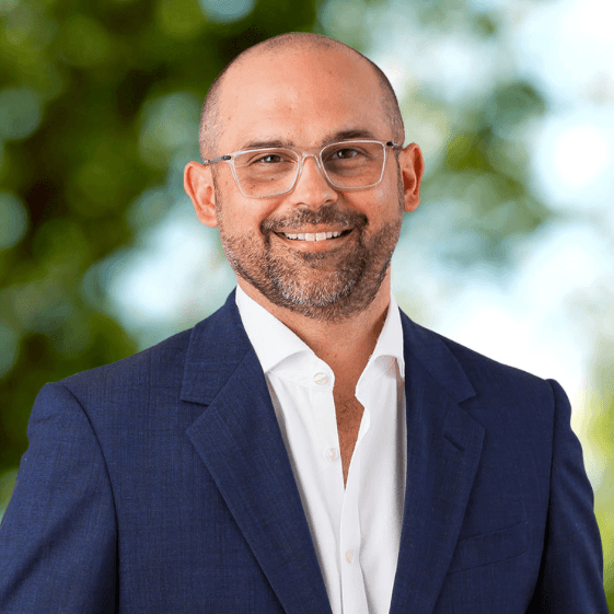 Minister Energy headshot