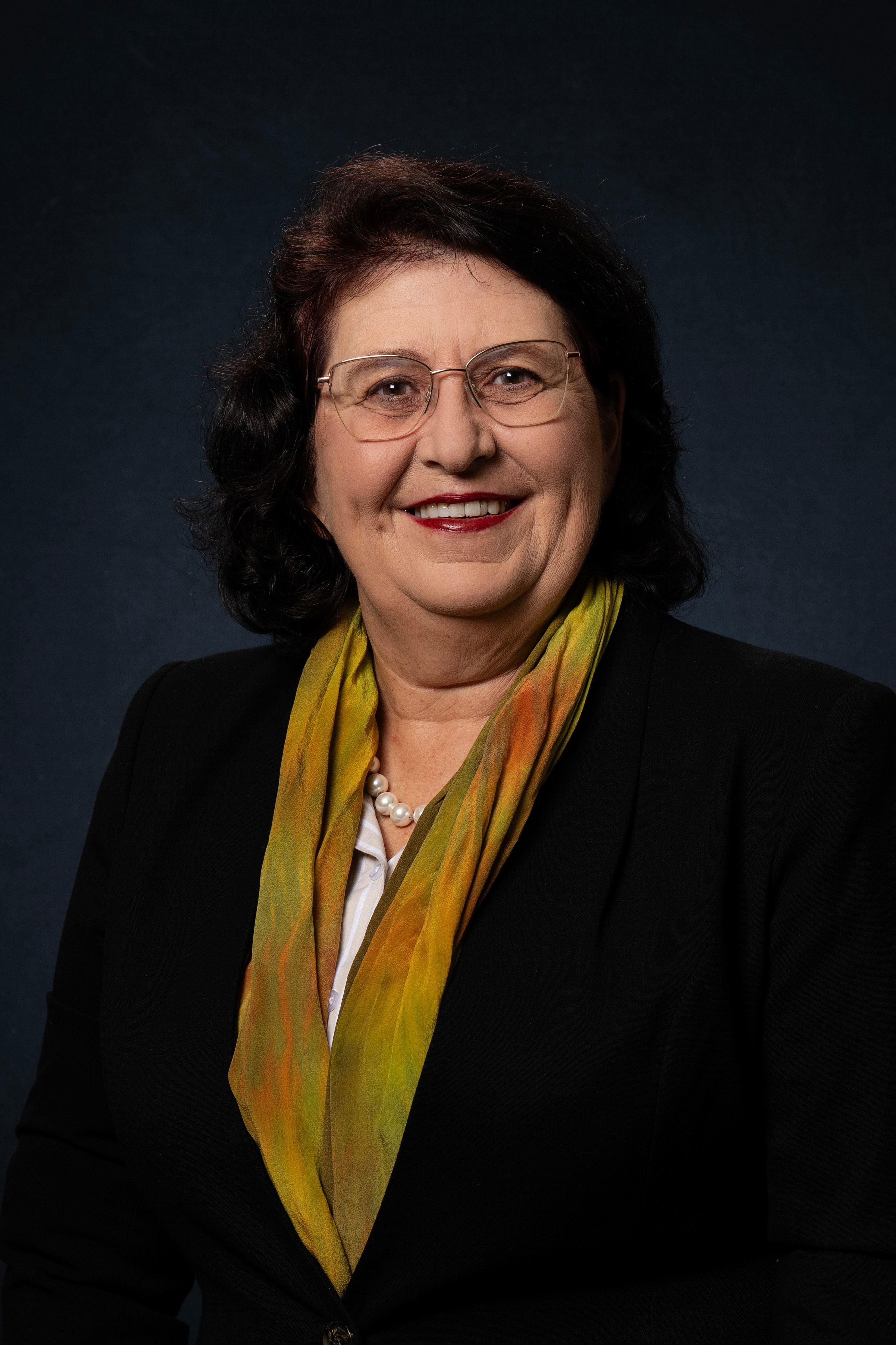 Laurie Letcourt headshot